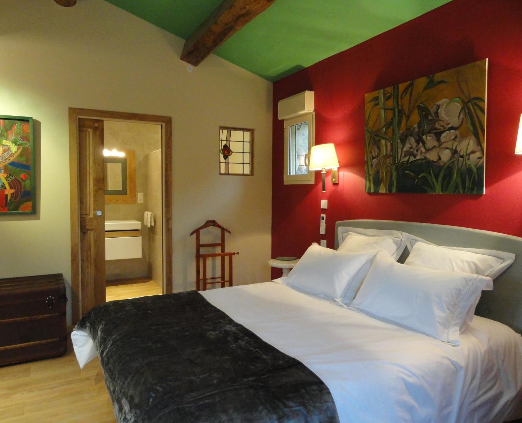 Chambre D'Hotes Au Creux Du Chambon Жоаюз Стая снимка